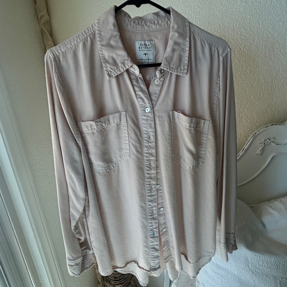 Serra Women's Blush Button Down Shirt